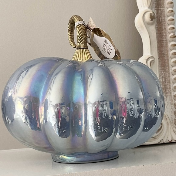 🆕- Iridescent Glass Light Up Pumpkin-
Slate Blue - Picture 1 of 8